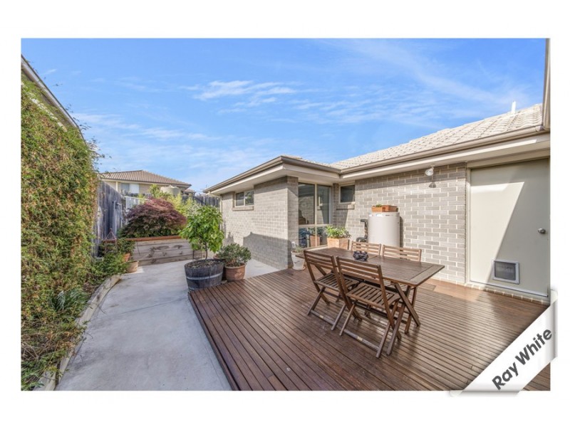27 Clyde Finlay Street, Macgregor ACT 2615