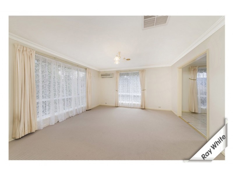 17 Pennefather Street, Higgins ACT 2615