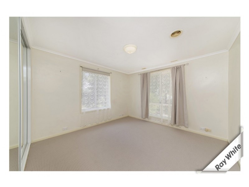 17 Pennefather Street, Higgins ACT 2615