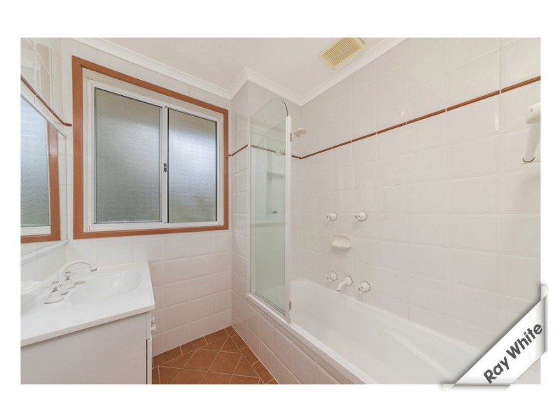 17 Pennefather Street, Higgins ACT 2615