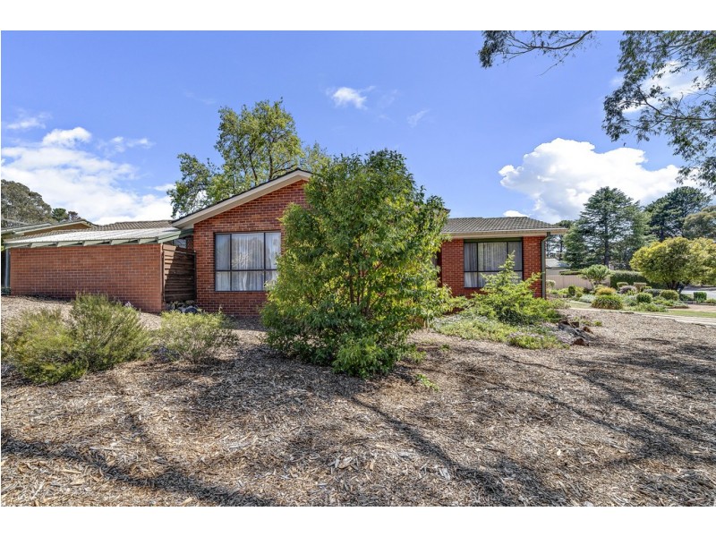 2 Kieran Place, Holt ACT 2615