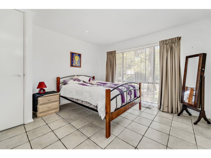 2 Kieran Place, Holt ACT 2615
