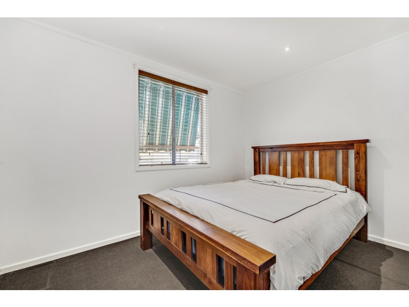 2 Kieran Place, Holt ACT 2615