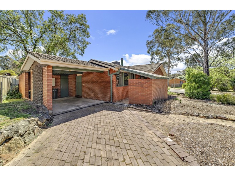 2 Kieran Place, Holt ACT 2615