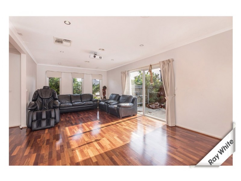 24 Nancy Cato Street, Franklin ACT 2913