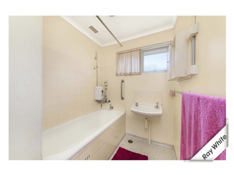 33 Lumeah Street, Narrabundah ACT 2604