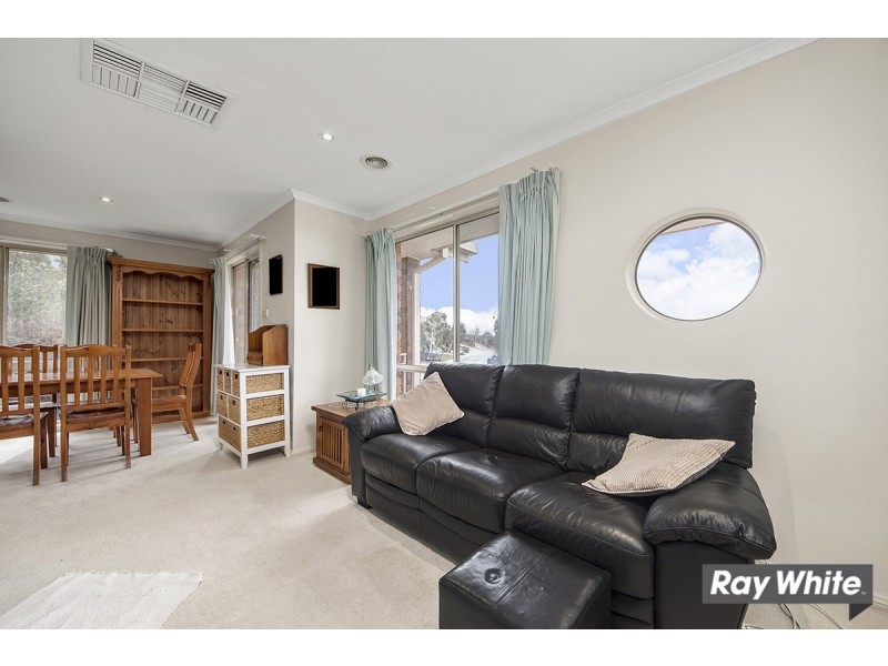 17 Bunduluk Crescent, Ngunnawal ACT 2913