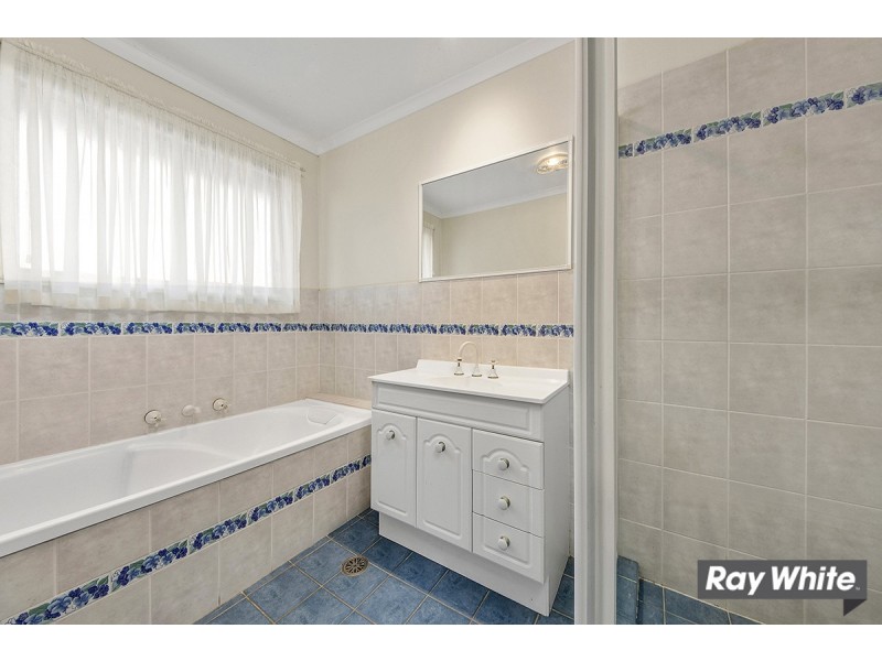 17 Bunduluk Crescent, Ngunnawal ACT 2913