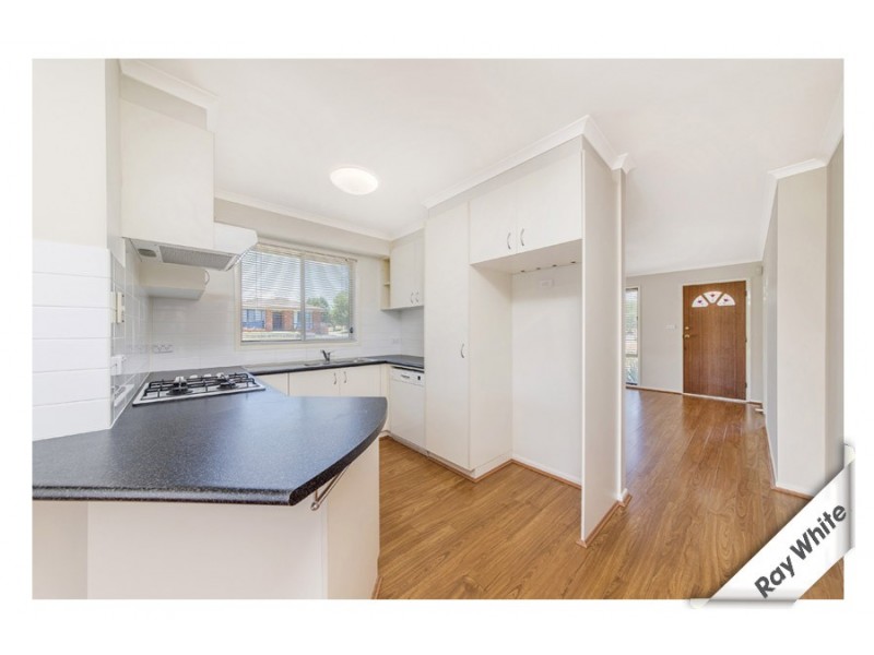 13 Bedourie Street, Dunlop ACT 2615