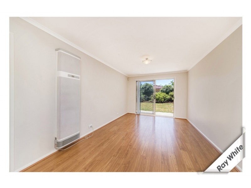 13 Bedourie Street, Dunlop ACT 2615