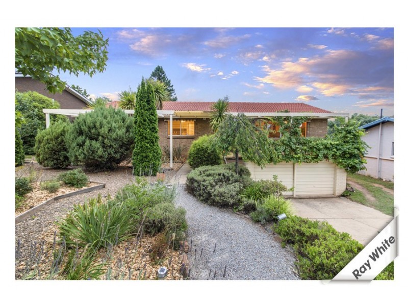 15 Gillespie Street, Weetangera ACT 2614