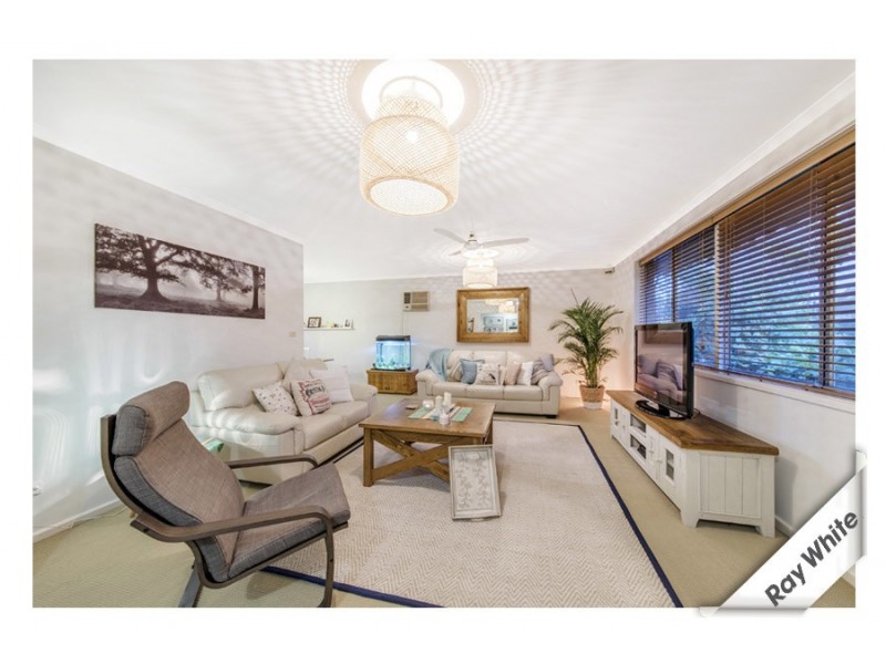 15 Gillespie Street, Weetangera ACT 2614