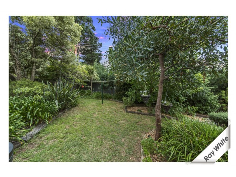 15 Gillespie Street, Weetangera ACT 2614