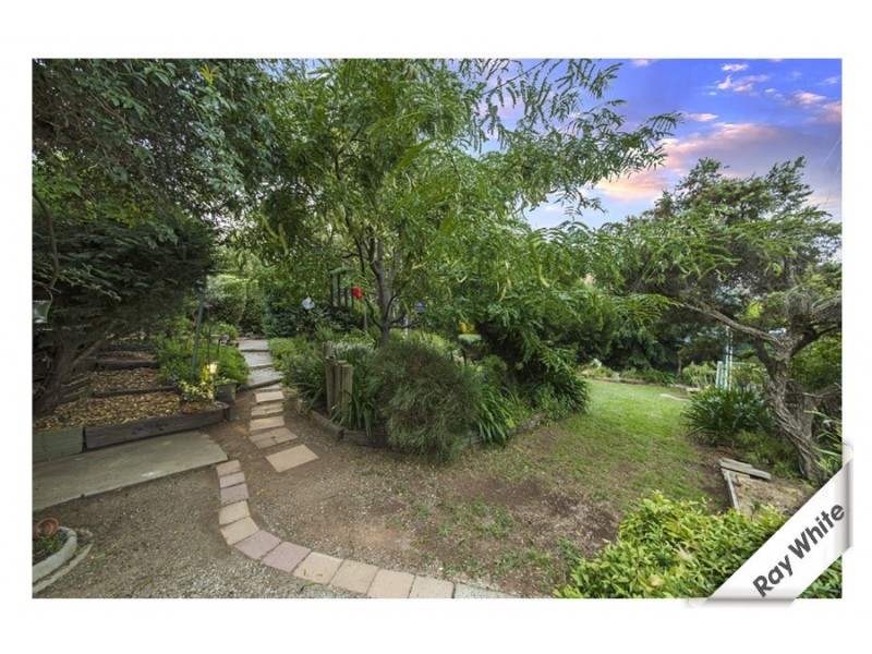 15 Gillespie Street, Weetangera ACT 2614