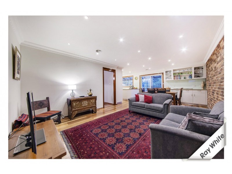 11 Priestley Place, Florey ACT 2615