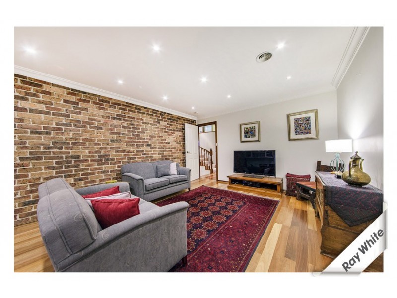 11 Priestley Place, Florey ACT 2615