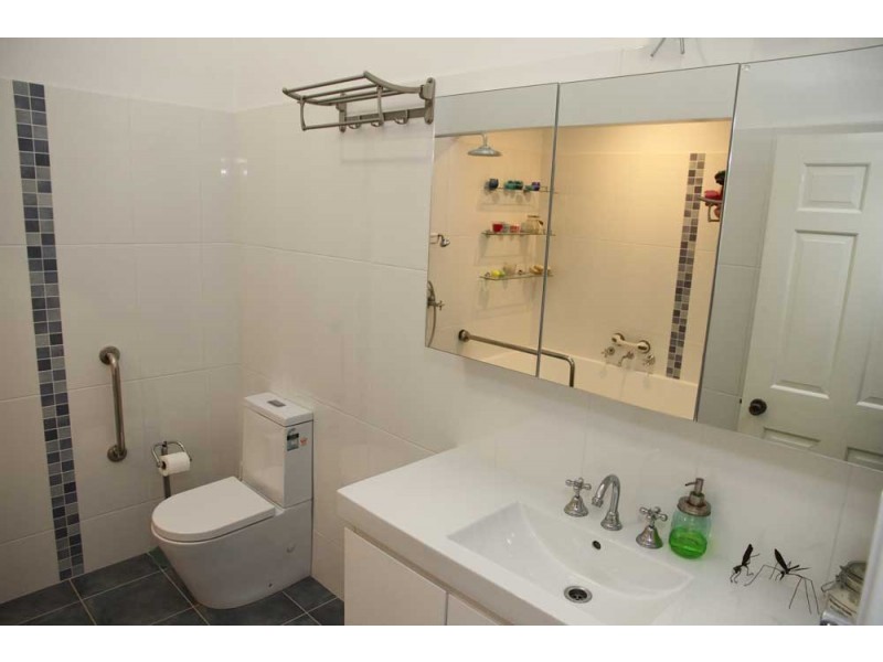 24 Longworth Place, Holt ACT 2615