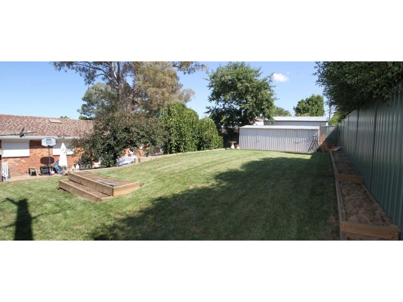 24 Longworth Place, Holt ACT 2615