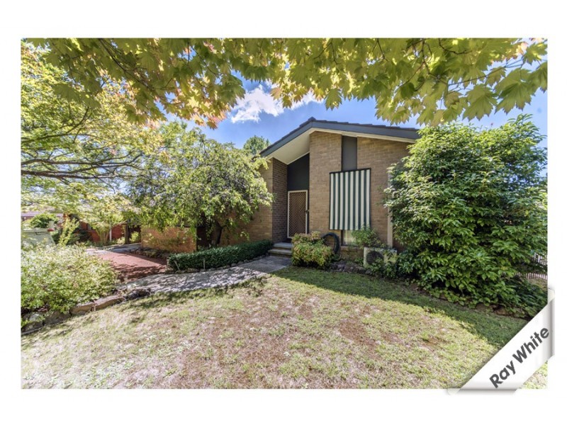 57 Stretton Crescent, Latham ACT 2615