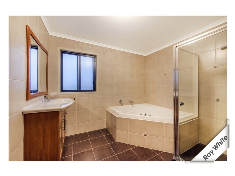 6 Pallin Street, Gungahlin ACT 2912