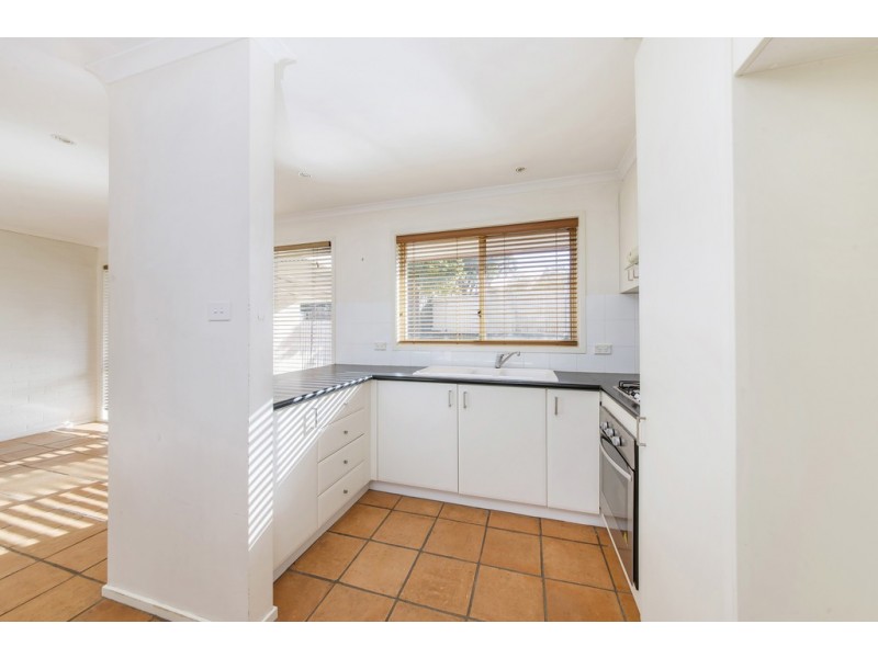 2 Noble Close, Ngunnawal ACT 2913