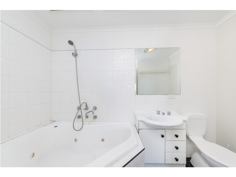 2 Noble Close, Ngunnawal ACT 2913
