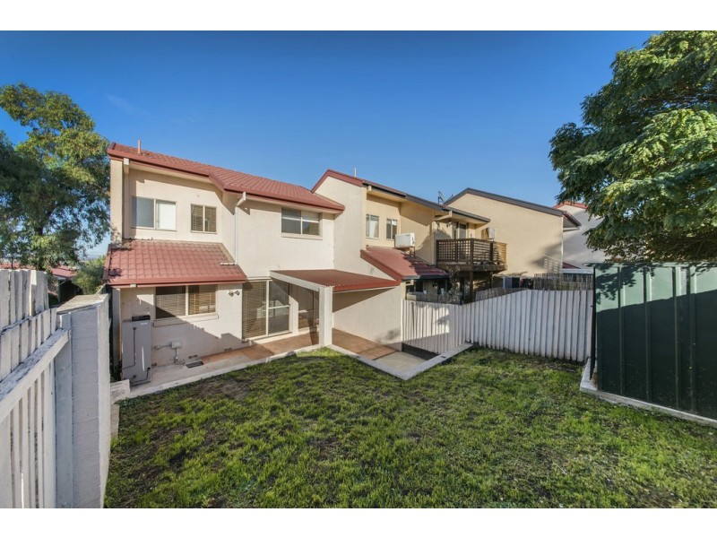 2 Noble Close, Ngunnawal ACT 2913