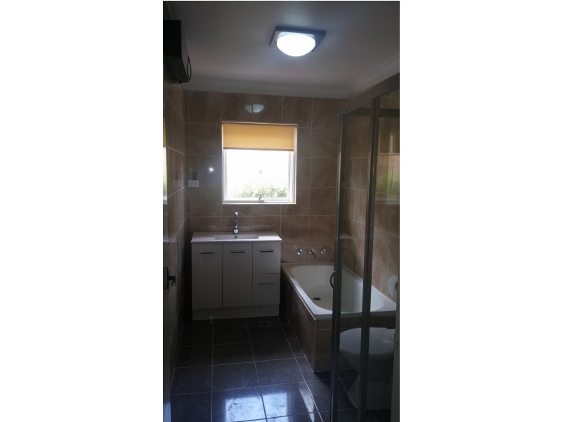 5 Belconnen Way, Weetangera ACT 2614