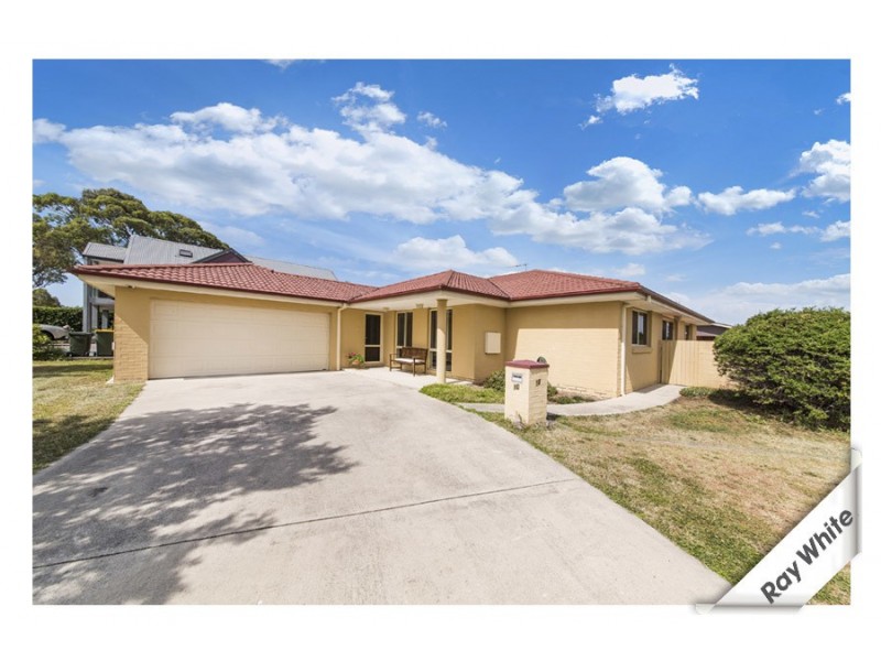 10 Favco Place, Dunlop ACT 2615