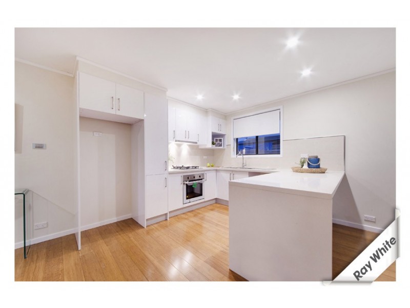 6 Holland Street, Macgregor ACT 2615