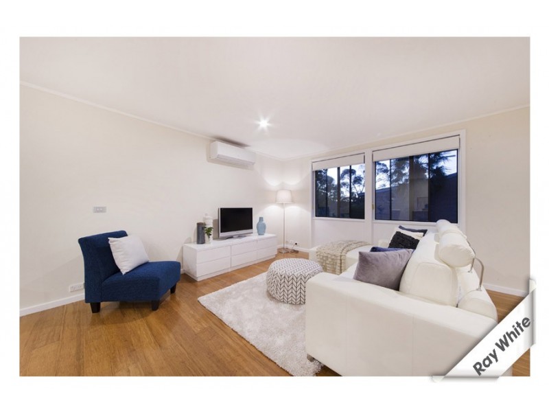 6 Holland Street, Macgregor ACT 2615