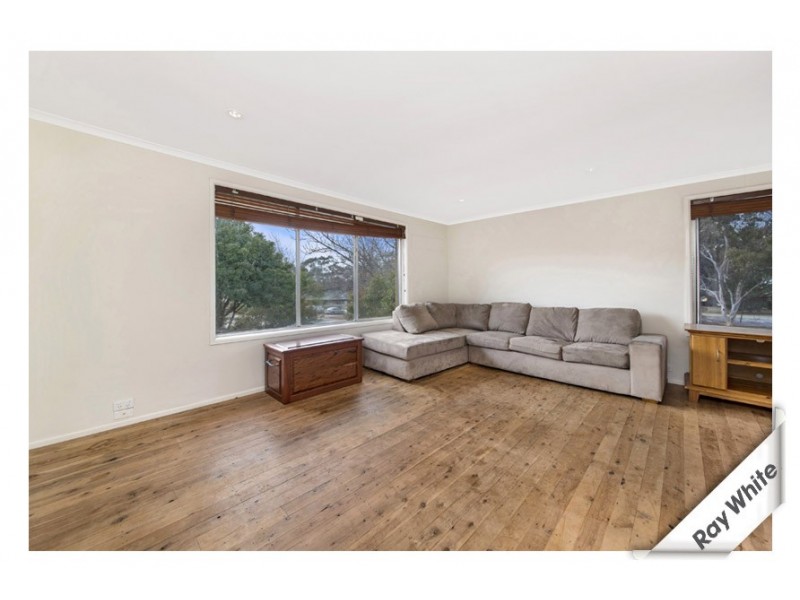 8 Dale Circuit, Kambah ACT 2902