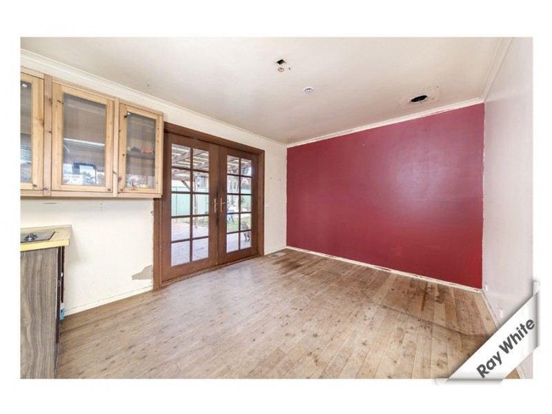 8 Dale Circuit, Kambah ACT 2902