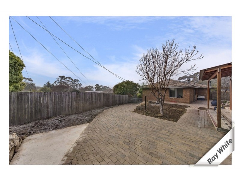 8 Dale Circuit, Kambah ACT 2902