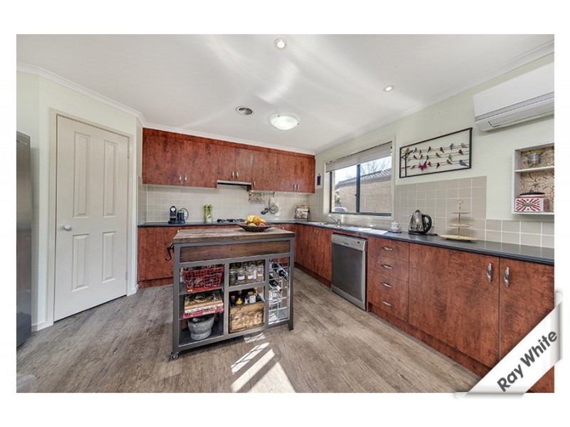 10 Fitton Close, Dunlop ACT 2615