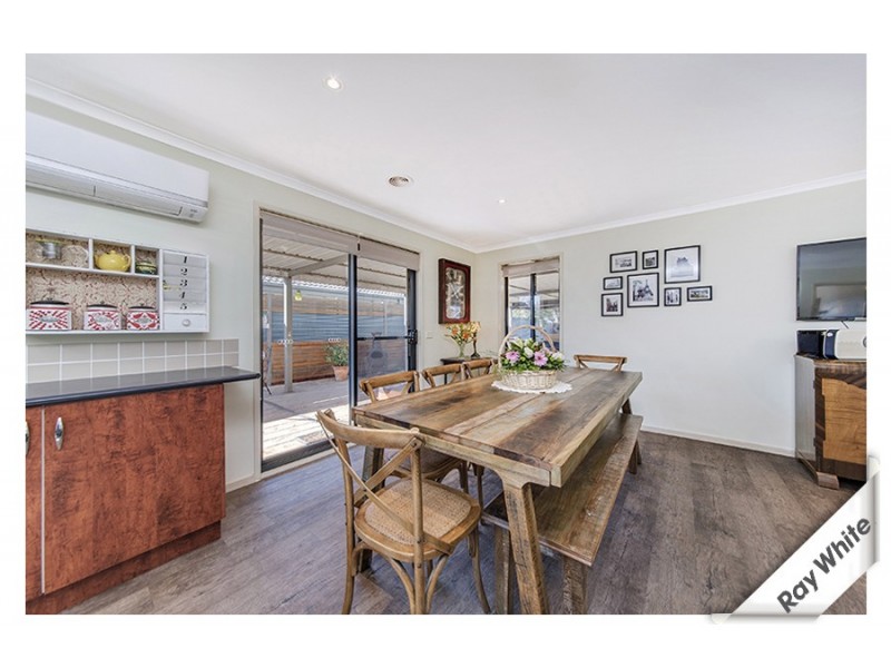 10 Fitton Close, Dunlop ACT 2615