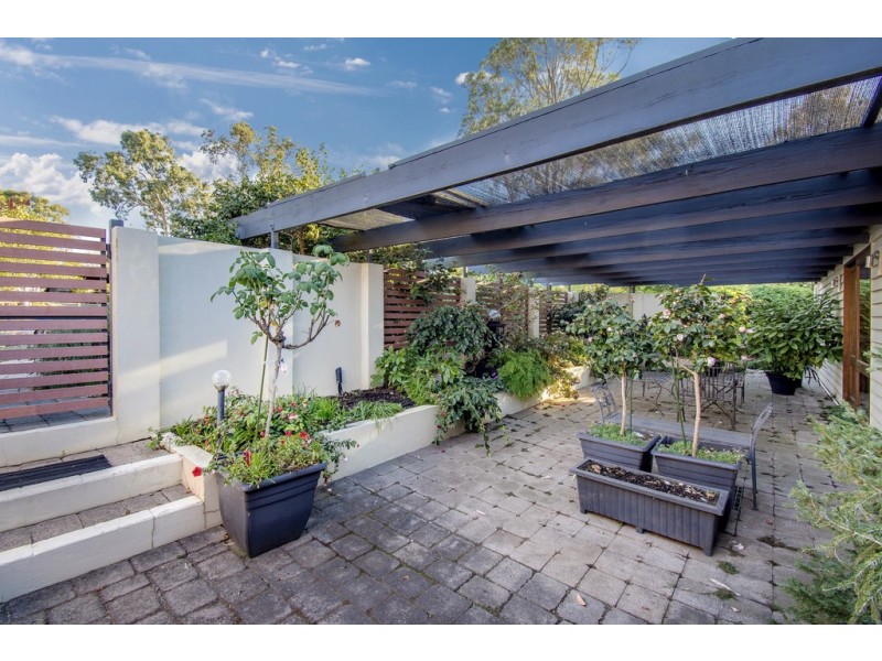 4 Davis Street, Weetangera ACT 2614