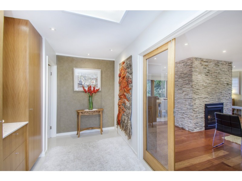 4 Davis Street, Weetangera ACT 2614