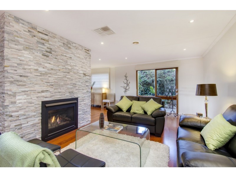 4 Davis Street, Weetangera ACT 2614