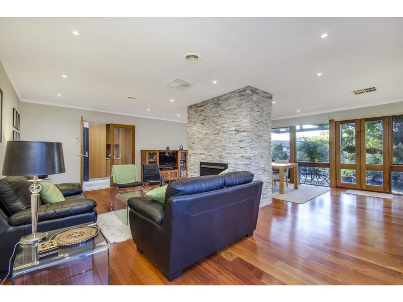4 Davis Street, Weetangera ACT 2614