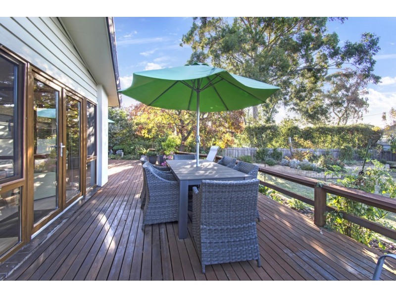 4 Davis Street, Weetangera ACT 2614