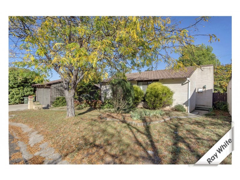 9 Baylis Place, Charnwood ACT 2615