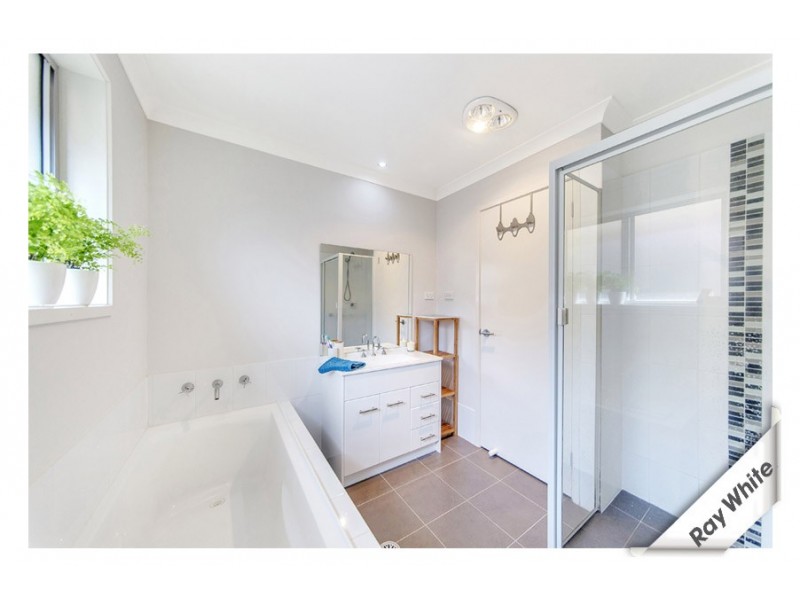 35 Victor Chang Street, Macgregor ACT 2615