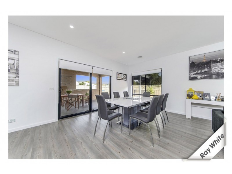 14 Julian Place, Yass NSW 2582