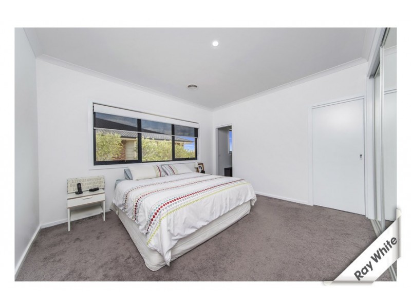 14 Julian Place, Yass NSW 2582