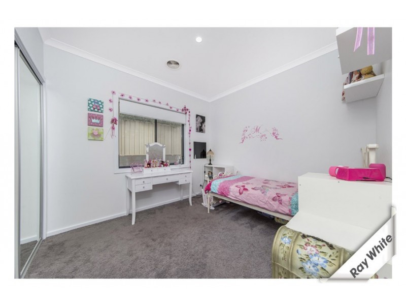 14 Julian Place, Yass NSW 2582