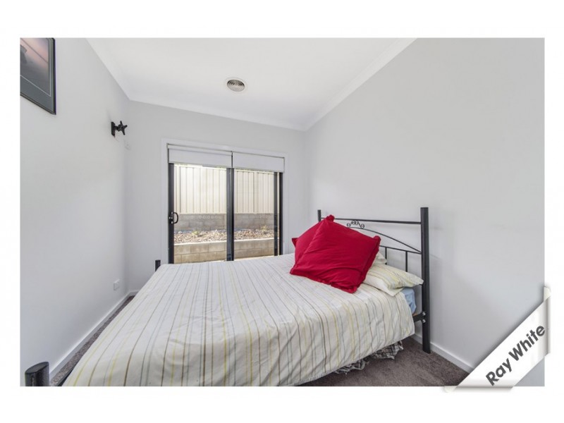 14 Julian Place, Yass NSW 2582