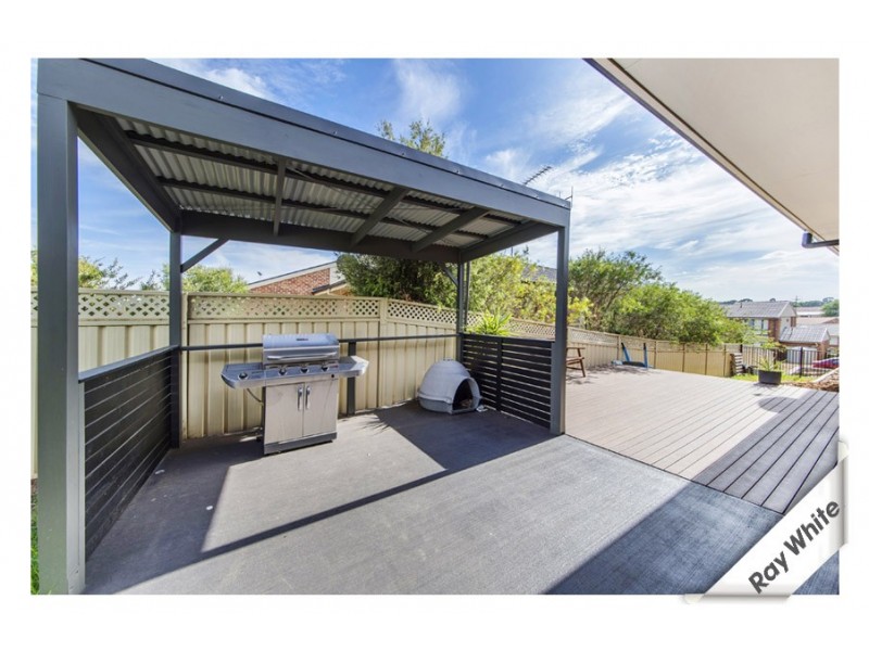 14 Julian Place, Yass NSW 2582