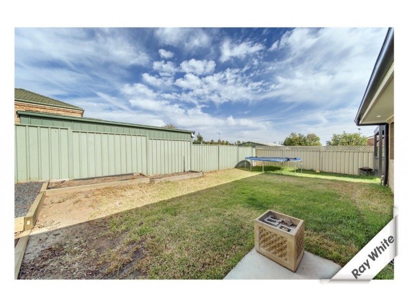 14 Julian Place, Yass NSW 2582