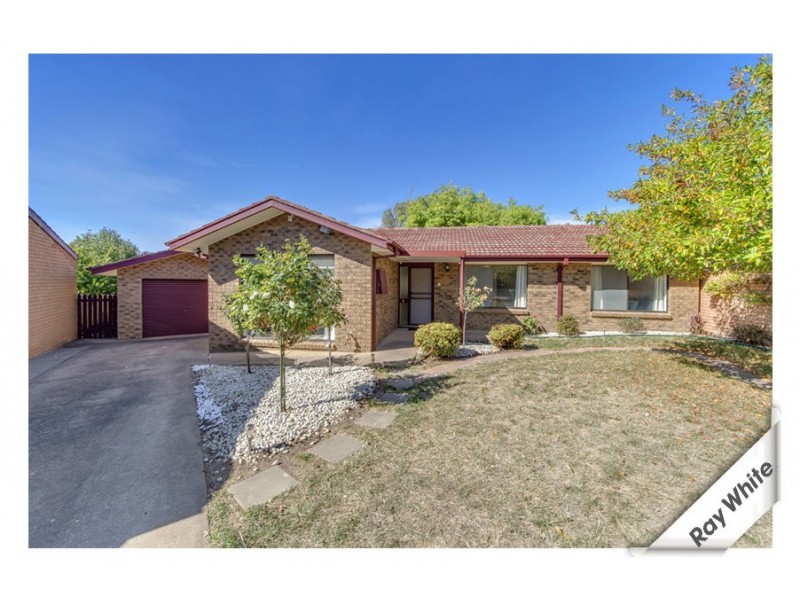 9 Lumholtz Place, Florey ACT 2615